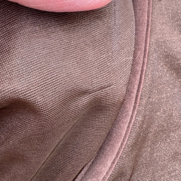 SKIMS Shimmering Corset Bra - Picture 13 of 14